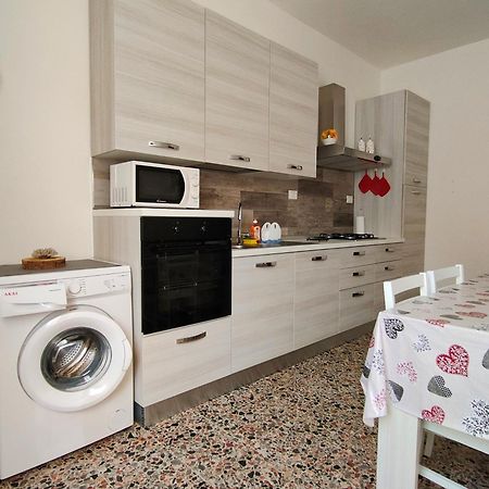 Appartamento Maestrale Порто-Торрес Екстер'єр фото